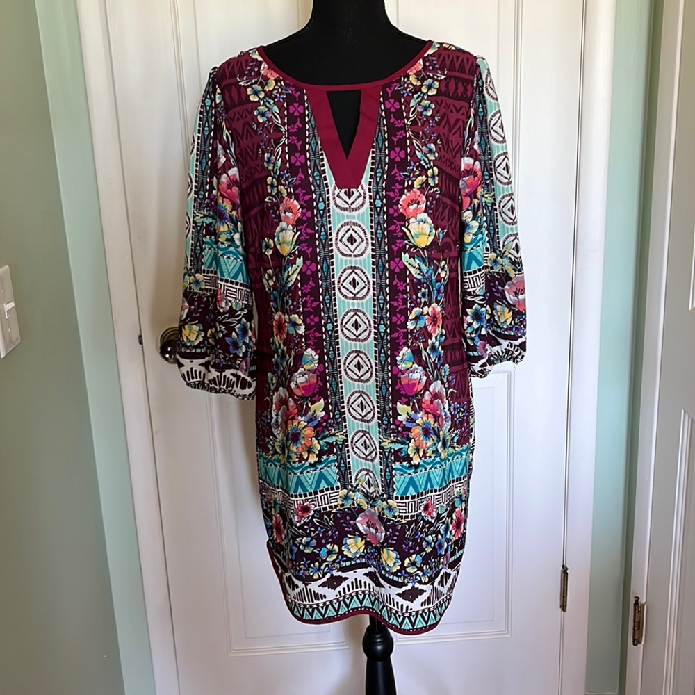 Woman’s Slip Lined Double V Neck Dress, size M